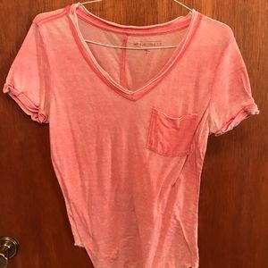 Faded pocket V neck